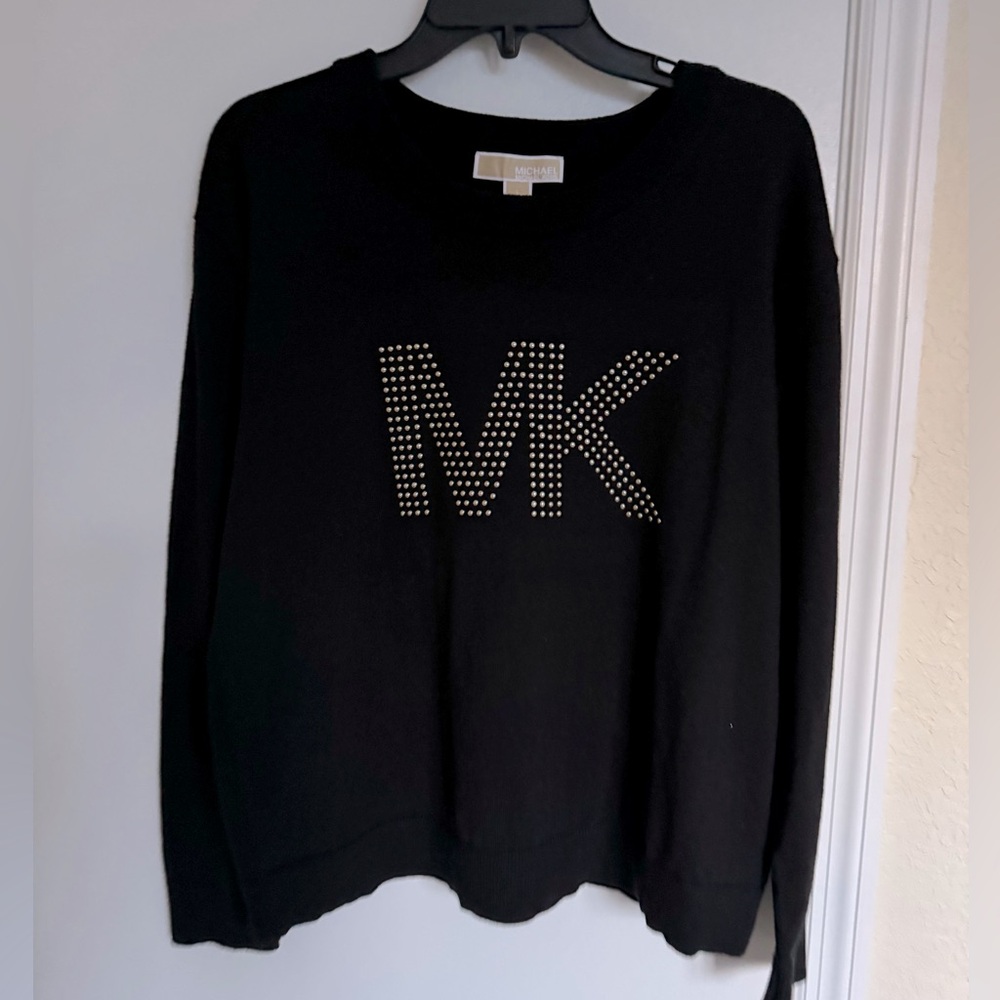 MICHAEL Michael Kors Black Crew Neck Sweater with Studded Logo, L🦋